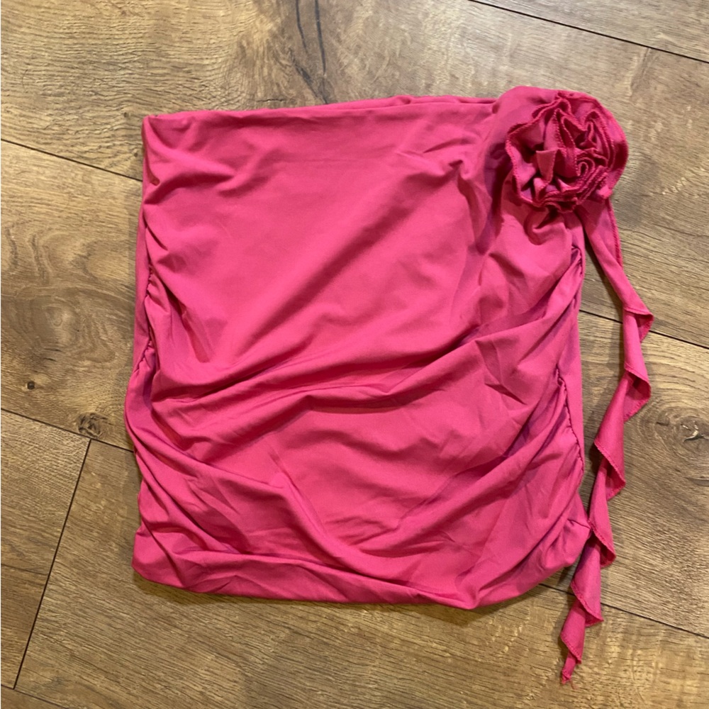 Free with any purchase. Women’s  pink crop top size Small.